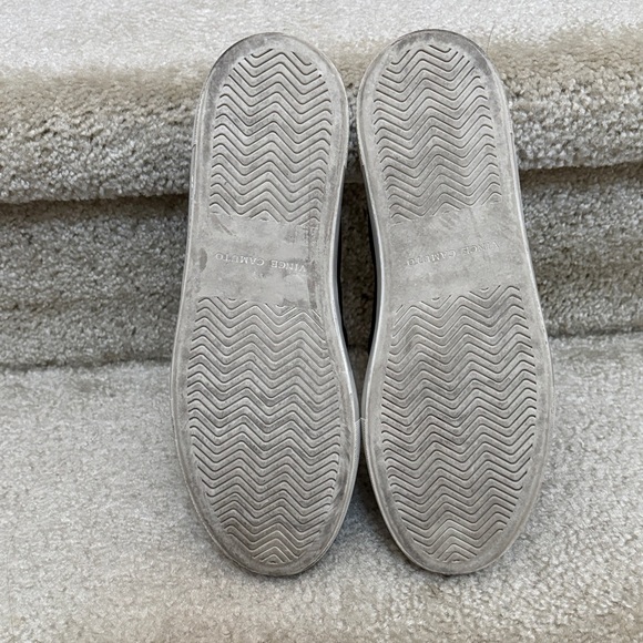 Vince Camuto Black Leather Loafers with Tassels - Picture 3 of 8